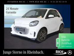 Weiß Gebraucht 2024 Smart ForTwo Electric Drive Cabrio | 18.980 € (Teuer)