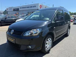Schwarz Gebraucht 2012 VW Caddy Trendline Van / Kleinbus | 8.800 € (Fairer Preis)