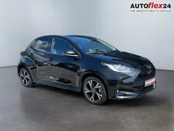 Schwarz metallic Neu 2025 Toyota Yaris Hybrid Style Kleinwagen | 22.999 € (Guter Preis)