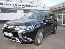 Schwarz Gebraucht 2021 Mitsubishi Outlander P-HEV Top SUV | 23.990 € (Fairer Preis)