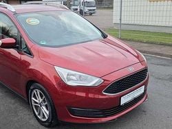 Cranberryrot metallic Gebraucht 2015 Ford Grand C-Max Trend Van / Kleinbus | 6.990 € (Fairer Preis)