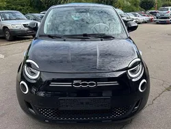 Schwarz Gebraucht 2022 Fiat 500e La Prima | 16.900 € (Guter Preis)