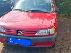 Rot Gebraucht 1996 Peugeot 306 Kleinwagen | 349 €