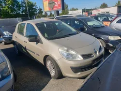 Grau Gebraucht 2007 Renault Clio II Campus Limousine | 1.000 € (Guter Preis)
