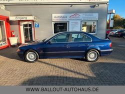 Violet Gebraucht 1996 BMW 528 Limousine | 2.950 €