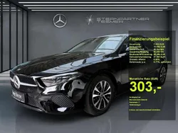 Schwarz Gebraucht 2024 Mercedes A180 Limousine | 27.990 € (Fairer Preis)