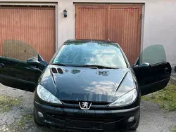 Schwarz Gebraucht 2002 Peugeot 206 CC Cabrio | 1.300 € (Guter Preis)