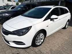 Weiß Gebraucht 2020 Opel Astra Business Kombi | 15.850 € (Teuer)