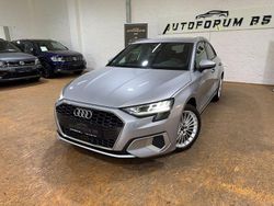 Silber Gebraucht 2023 Audi A3 Advanced Limousine | 25.490 € (Fairer Preis)