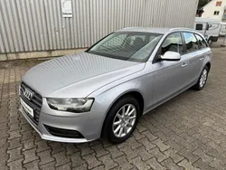 Silber Gebraucht 2015 Audi A4 Attraction Kombi | 9.980 € (Guter Preis)