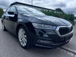 Schwarz Gebraucht 2020 Skoda Octavia First Edition Kombi | 21.990 € (Fairer Preis)