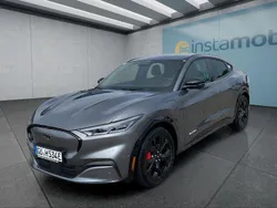 Grau Gebraucht 2024 Ford Mustang Mach-E SUV | 54.999 €