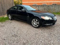 Schwarz Gebraucht 2010 Jaguar XF Limousine | 5.999 € (Superpreis)