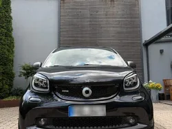Schwarz Gebraucht 2017 Smart ForTwo Coupé Brabus Xclusive Coupé | 26.550 €