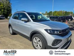 Reflexsilber metallic 6968 (metallic) Gebraucht 2024 VW T-Cross Life SUV | 24.665 € (Etwas zu teuer)