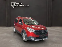 Rot Gebraucht 2020 Dacia Dokker Stepway Van | 11.900 € (Guter Preis)