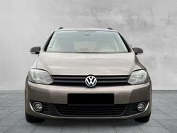 Braun Gebraucht 2012 VW Golf Plus Cross Match Van / Kleinbus | 6.450 € (Guter Preis)