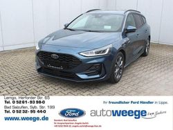 Blau Gebraucht 2024 Ford Focus ST-Line X Limousine | 30.490 € (Teuer)