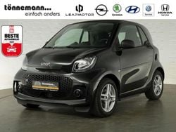 Schwarz Gebraucht 2021 Smart ForTwo Coupé Coupé | 9.824 € (Guter Preis)