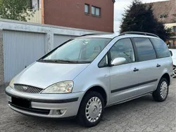 Silber Gebraucht 2005 Ford Galaxy Van / Kleinbus | 2.900 € (Fairer Preis)