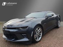 Graphit grau (metallic) Gebraucht 2018 Chevrolet Camaro Coupé | 38.960 € (Guter Preis)