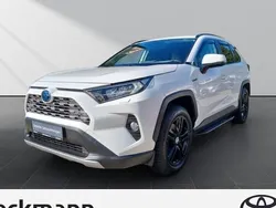 Weiß Gebraucht 2021 Toyota RAV4 Hybrid SUV | 31.890 € (Fairer Preis)