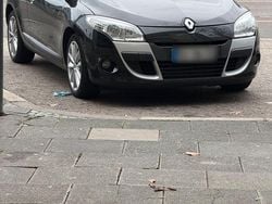 Schwarz Gebraucht 2010 Renault Mégane Coupé Luxe Coupé | 2.100 € (Superpreis)