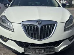 Weiß Gebraucht 2010 Lancia Delta Kombi | 5.999 € (Teuer)