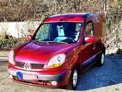 Rot Gebraucht 2005 Renault Kangoo Kombi | 4.790 € (Etwas zu teuer)