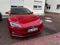 Rot Gebraucht 2019 Tesla Model S Kleinwagen | 28.900 €