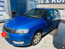 Blau Gebraucht 2015 Skoda Rapid Kombi | 7.500 € (Fairer Preis)