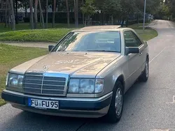 Grau Gebraucht 1988 Mercedes 230 Coupé | 7.799 €
