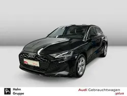 Mythosschwarz metallic Gebraucht 2025 Audi A3 Ambiente | 29.890 € (Fairer Preis)