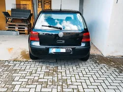 Schwarz Gebraucht 1999 VW Golf IV Kleinwagen | 888 € (Guter Preis)