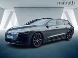 Grau Gebraucht 2025 Audi A6 e-tron Ambiente Kombi | 79.879 €