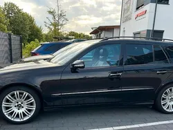 Andere außenfarben Gebraucht 2009 Mercedes E220 Avantgarde Kombi | 7.750 € (Teuer)