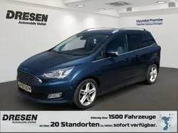 Blau Gebraucht 2018 Ford Grand C-Max Titanium Van / Kleinbus | 14.880 € (Fairer Preis)
