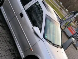 Silber Gebraucht 2000 Opel Vectra Limousine | 900 € (Guter Preis)