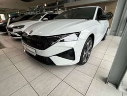 Weiss Neu 2025 Skoda Octavia RS Kombi | 39.980 € (Guter Preis)