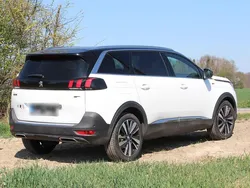 Andere außenfarben Gebraucht 2019 Peugeot 5008 GT Van / Kleinbus | 22.900 € (Superpreis)
