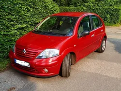 Rot Gebraucht 2005 Citroën C3 Exclusive Kleinwagen | 2.950 € (Fairer Preis)