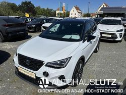 Nevada weiß schwarz metallic Gebraucht 2024 Seat Arona FR SUV | 25.424 € (Teuer)