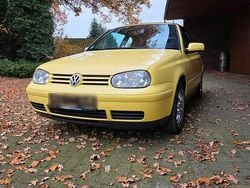 Gelb Gebraucht 2001 VW Golf Cabriolet Conceptline Cabrio | 2.399 € (Guter Preis)