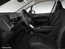 Gebraucht 2024 BMW 216 Active Tourer Luxury Line Van / Kleinbus | 31.072 € (Fairer Preis)
