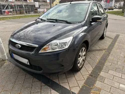 Grau Gebraucht 2009 Ford Focus Style Limousine | 2.999 € (Fairer Preis)