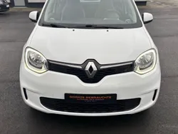 Weiß Gebraucht 2020 Renault Twingo LIMITED Kleinwagen | 5.800 € (Guter Preis)