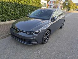 Delfingrau Gebraucht 2021 VW Golf VIII Style Kleinwagen | 23.600 € (Fairer Preis)