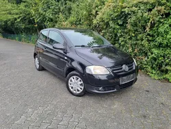Schwarz Gebraucht 2011 VW Fox Style Kleinwagen | 2.990 € (Fairer Preis)