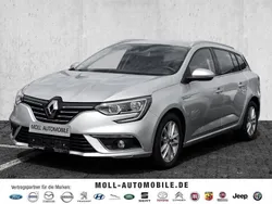 Silber Gebraucht 2017 Renault Mégane IV Intens Limousine | 13.480 € (Fairer Preis)