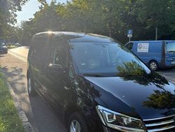 Schwarz Gebraucht 2019 VW Caddy Maxi Highline Van / Kleinbus | 10.600 € (Fairer Preis)
